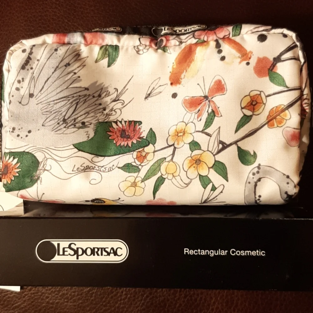 LeSportsac NIB rectangular cosmetic bag
